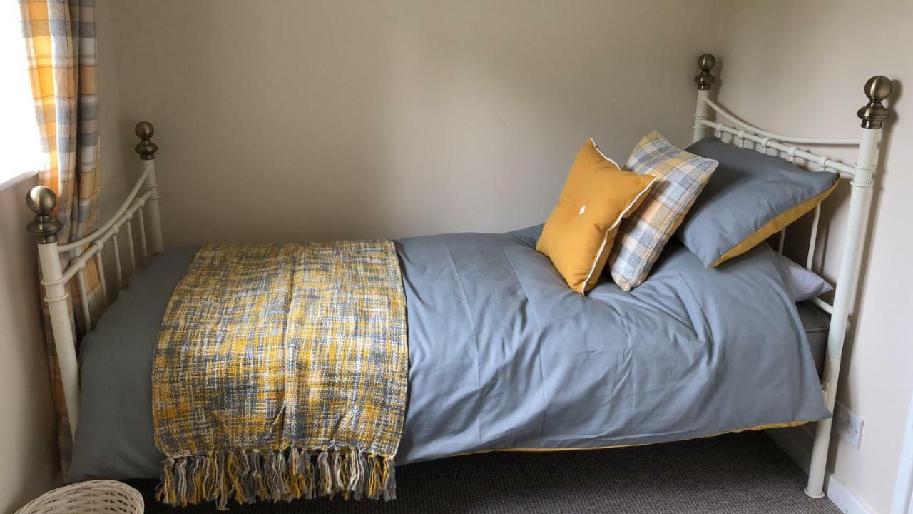 1 Silkin Serviced Accommodation 뉴턴에이클리프 외부 사진